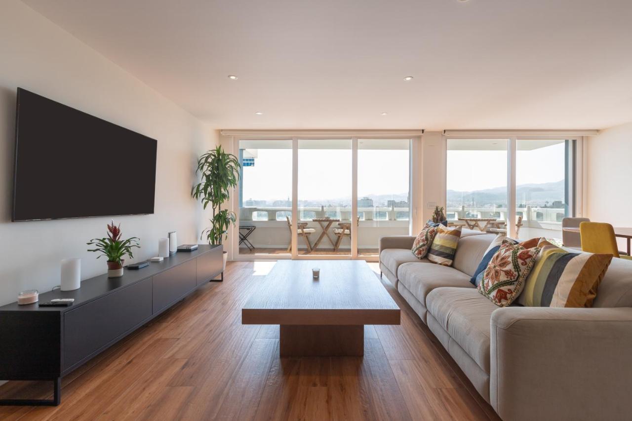 Luxury Beach/Port Apartment Малага Экстерьер фото